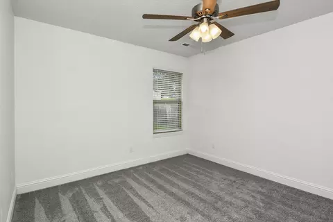 Bedroom - 4464 W University St, Springfield, MO 65802 photo 3 of 6