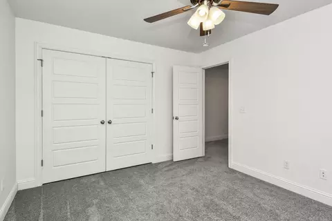 Bedroom - 4464 W University St, Springfield, MO 65802 photo 4 of 6