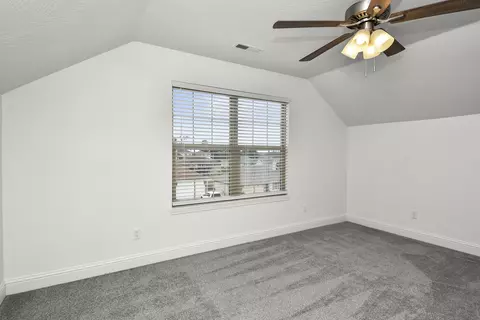 Bedroom - 4464 W University St, Springfield, MO 65802 photo 5 of 6