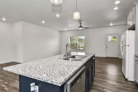 Kitchen - 4464 W University St, Springfield, MO 65802 photo 5 of 6