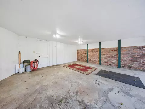 Exterior - 703 N Marshall St, Marshfield, MO 65706 photo 10 of 10