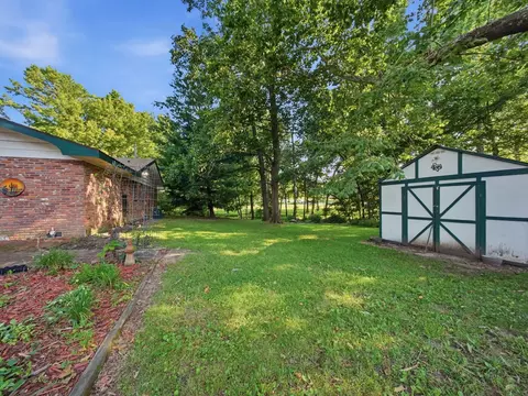 Exterior - 703 N Marshall St, Marshfield, MO 65706 photo 4 of 10