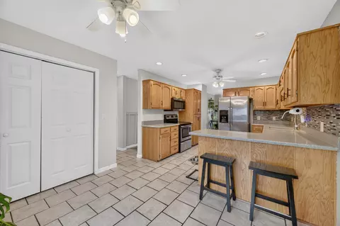 Kitchen - 2024 Dark Valley Rd, Marshfield, MO 65706 photo 6 of 7