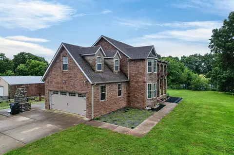 Exterior - 2024 Dark Valley Rd, Marshfield, MO 65706 photo 13 of 17