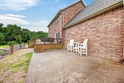 Exterior - 2024 Dark Valley Rd, Marshfield, MO 65706 photo 8 of 17