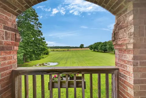 Exterior - 2024 Dark Valley Rd, Marshfield, MO 65706 photo 4 of 17