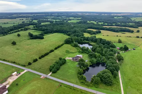 View/Area - 2024 Dark Valley Rd, Marshfield, MO 65706 photo 18 of 22