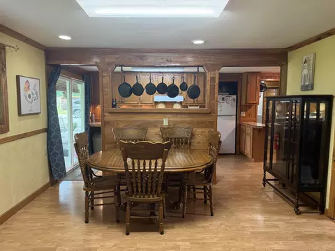 Dining - 2463 State Highway Dd, Ava, MO 65608 photo 1 of 4