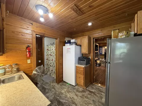 Kitchen - 2463 State Highway Dd, Ava, MO 65608 photo 6 of 7
