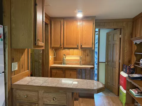 Kitchen - 2463 State Highway Dd, Ava, MO 65608 photo 3 of 7