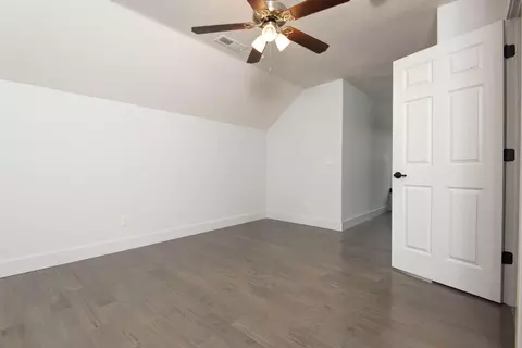 Bedroom - 5662 E Gatehouse Dr, Strafford, MO 65757 photo 4 of 4