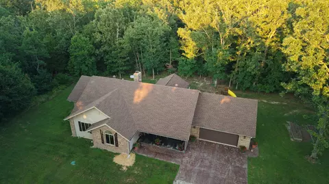 Exterior - 1346 Golf Course Rd, Marshfield, MO 65706 photo 3 of 25