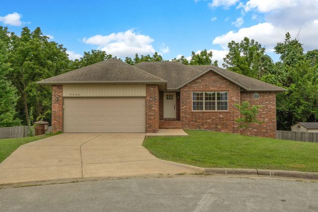 3690 W Erie St, Springfield, MO 65807