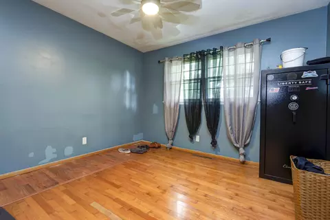 Bedroom - 2003 E Rosebrier St, Springfield, MO 65804 photo 2 of 3