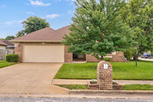 1346 W Durham Cir, Nixa, MO 65714