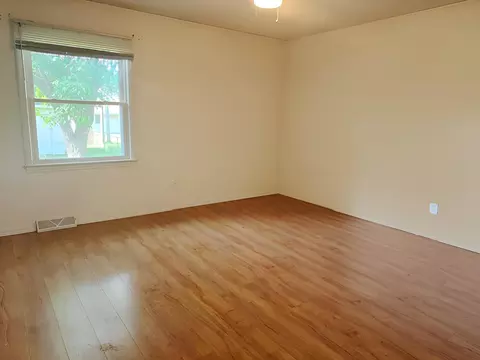 1807 W Swan St, Springfield, MO 65807 photo 16