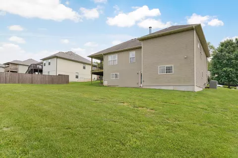 Exterior - 1083 E Daisy Falls Dr, Nixa, MO 65714 photo 7 of 8