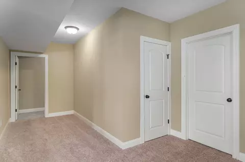 Entry Way - 1083 E Daisy Falls Dr, Nixa, MO 65714 photo 2 of 3