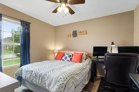 Bedroom - 4101 N Thistle Dr, Ozark, MO 65721 photo 3 of 6