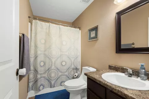 Bath - 4101 N Thistle Dr, Ozark, MO 65721 photo 3 of 3