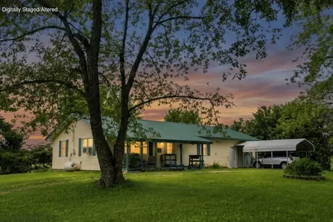 448 Highway C, Norwood, MO 65717
