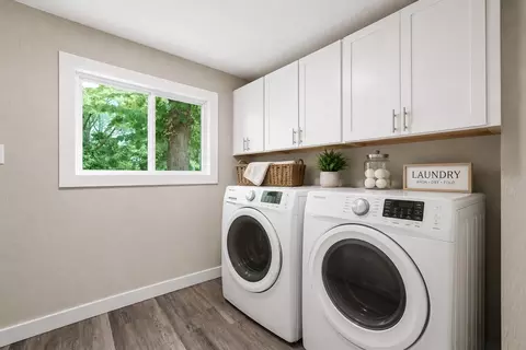 Other - 715 E Springfield St, Aurora, MO 65605 photo 1 of 5