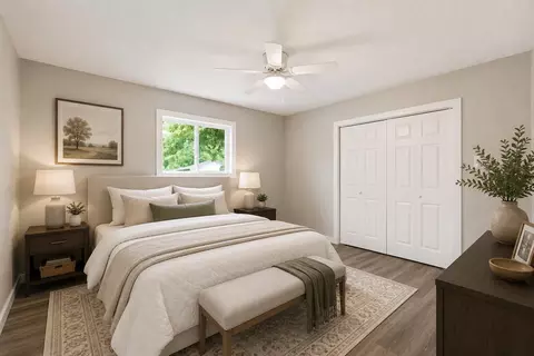 Bedroom - 715 E Springfield St, Aurora, MO 65605 photo 1 of 6