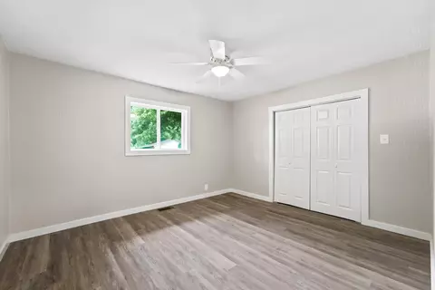 Bedroom - 715 E Springfield St, Aurora, MO 65605 photo 2 of 6