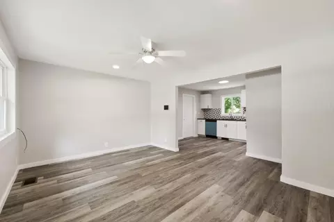 Living - 715 E Springfield St, Aurora, MO 65605 photo 5 of 5
