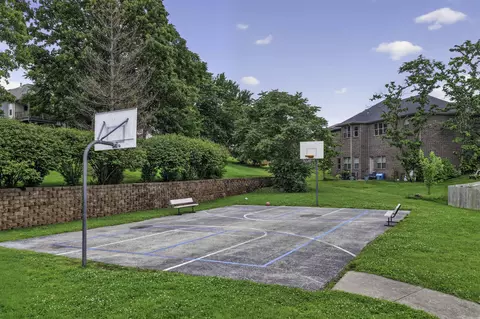 Exterior - 845 S Black Sands Ave, Nixa, MO 65714 photo 4 of 7