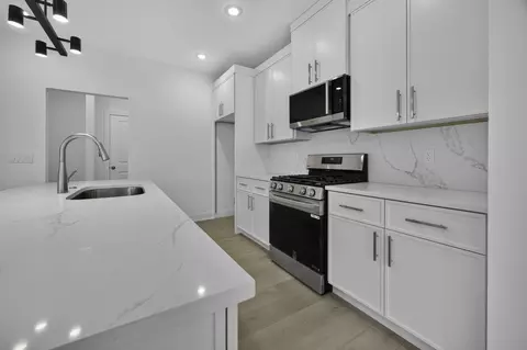 Kitchen - 845 S Black Sands Ave, Nixa, MO 65714 photo 3 of 3