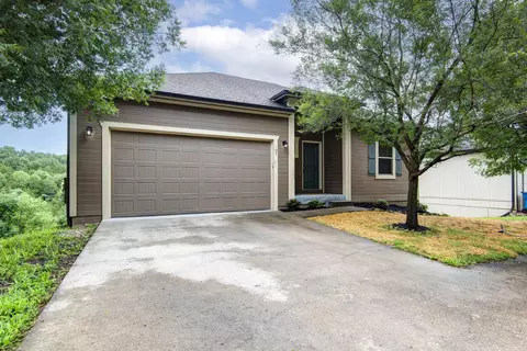 107 Jury Ln, Branson, MO 65616