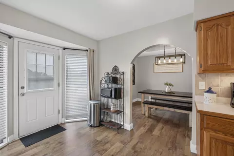 Entry Way - 709 S Main St, Willard, MO 65781 photo 1 of 3
