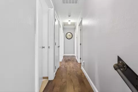Entry Way - 709 S Main St, Willard, MO 65781 photo 2 of 3
