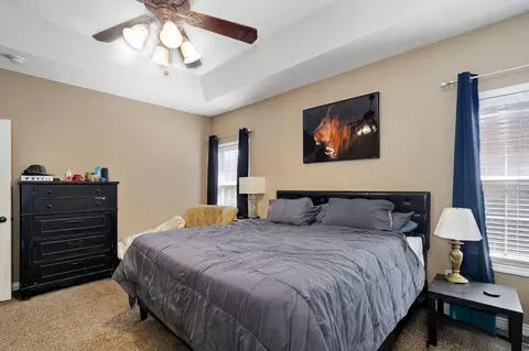 Bedroom - 3862 W Vincent Dr, Springfield, MO 65810 photo 3 of 6