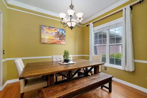 Dining - 3862 W Vincent Dr, Springfield, MO 65810 photo 1 of 3