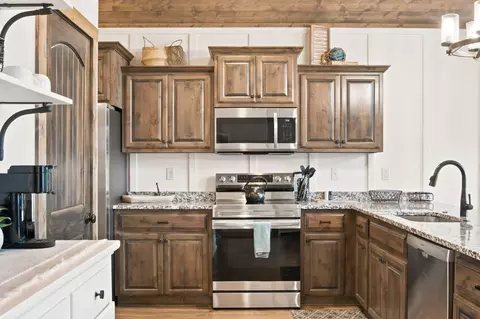 Kitchen - 50 Jax Trl, Branson, MO 65616 photo 3 of 4