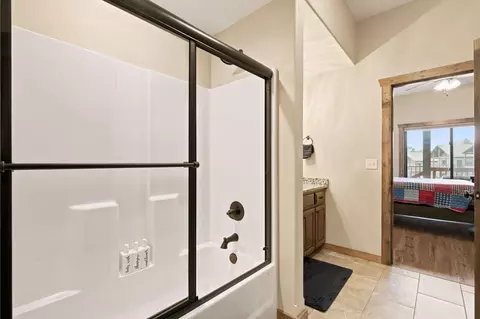 Bath - 50 Jax Trl, Branson, MO 65616 photo 4 of 7