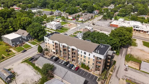 View/Area - 623 W Walnut St UNIT 203, Springfield, MO 65806 photo 2 of 2
