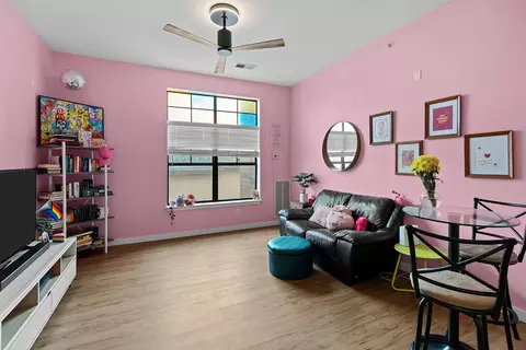 Living - 623 W Walnut St UNIT 203, Springfield, MO 65806 photo 1 of 3