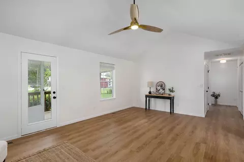 500 Johnson Ave, Sparta, MO 65753 photo 8