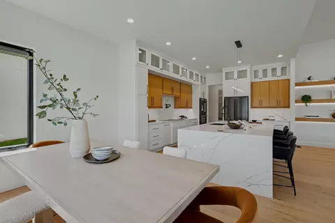 Kitchen - 4115 E Vintage Point Dr, Springfield, MO 65809 photo 15 of 15