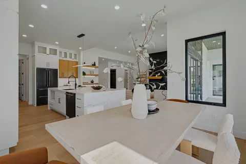 Dining - 4115 E Vintage Point Dr, Springfield, MO 65809 photo 6 of 9