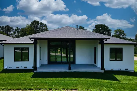 Exterior - 4115 E Vintage Point Dr, Springfield, MO 65809 photo 10 of 12