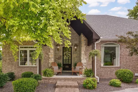 Exterior - 4362 E Lori Lei Ct, Springfield, MO 65809 photo 5 of 20