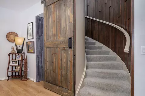 Entry Way - 4362 E Lori Lei Ct, Springfield, MO 65809 photo 3 of 4