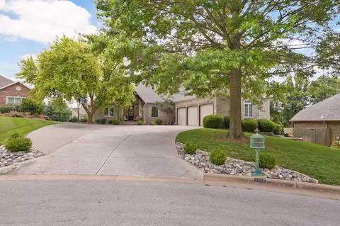 4362 E Lori Lei Ct, Springfield, MO 65809