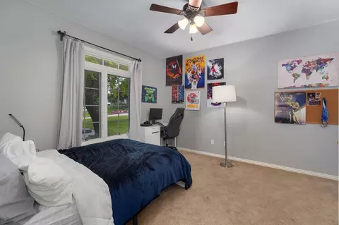 Bedroom - 4362 E Lori Lei Ct, Springfield, MO 65809 photo 4 of 9