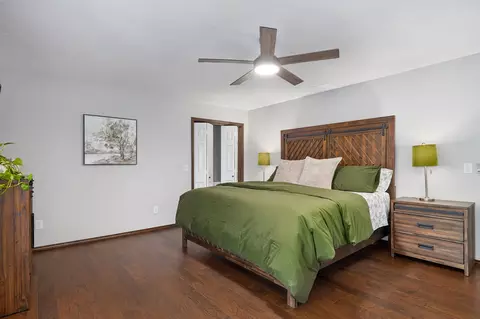 Bedroom - 23455 Green Shores Dr, Shell Knob, MO 65747 photo 1 of 8