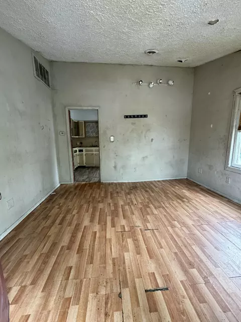 910 S Newton Ave, Springfield, MO 65806 photo 7